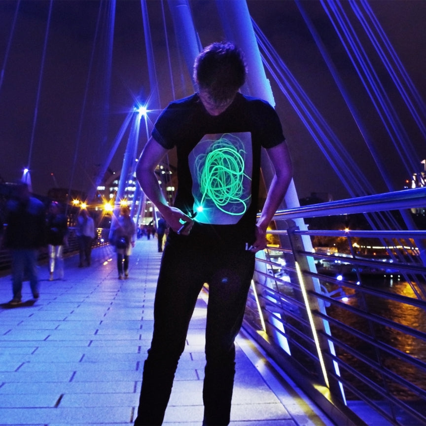 Interact Glow T-Shirts - Black/Green - Olleke Wizarding Shop Amsterdam