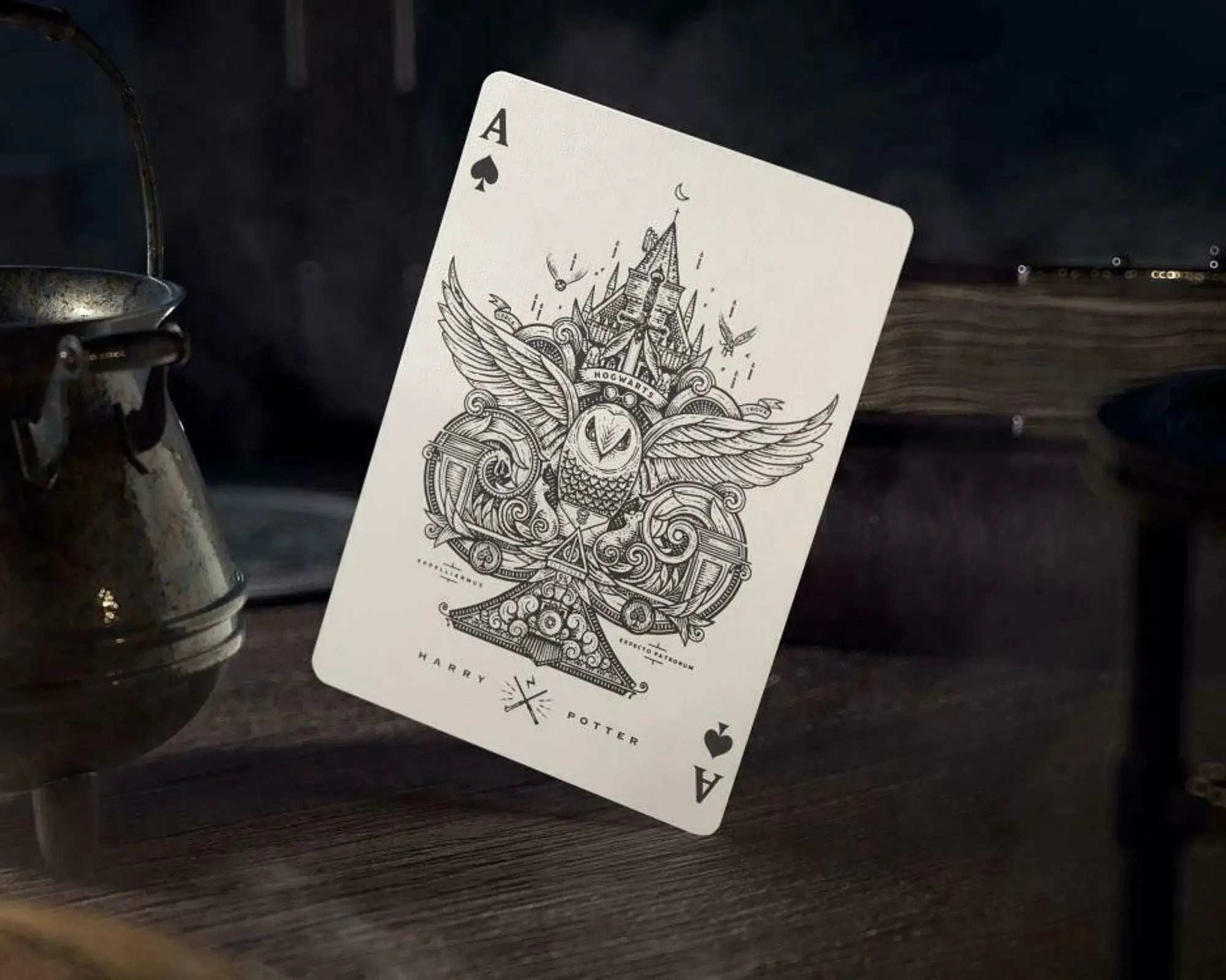 Harry Potter Hufflepuff Playing Cards - Olleke Wizarding Shop Amsterdam