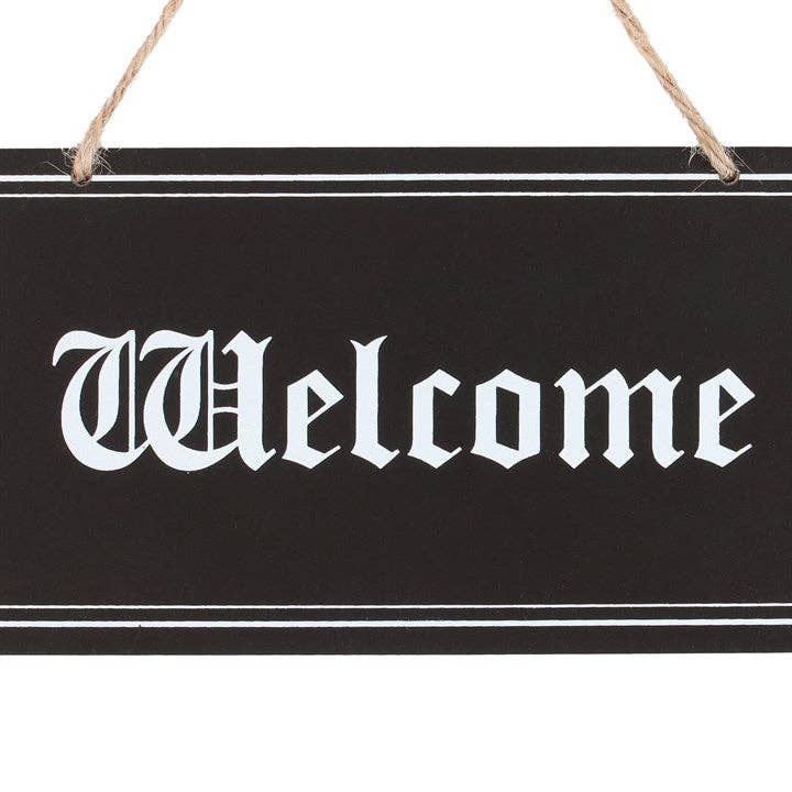 Gothic Welcome Hanging Sign - Olleke Wizarding Shop Amsterdam