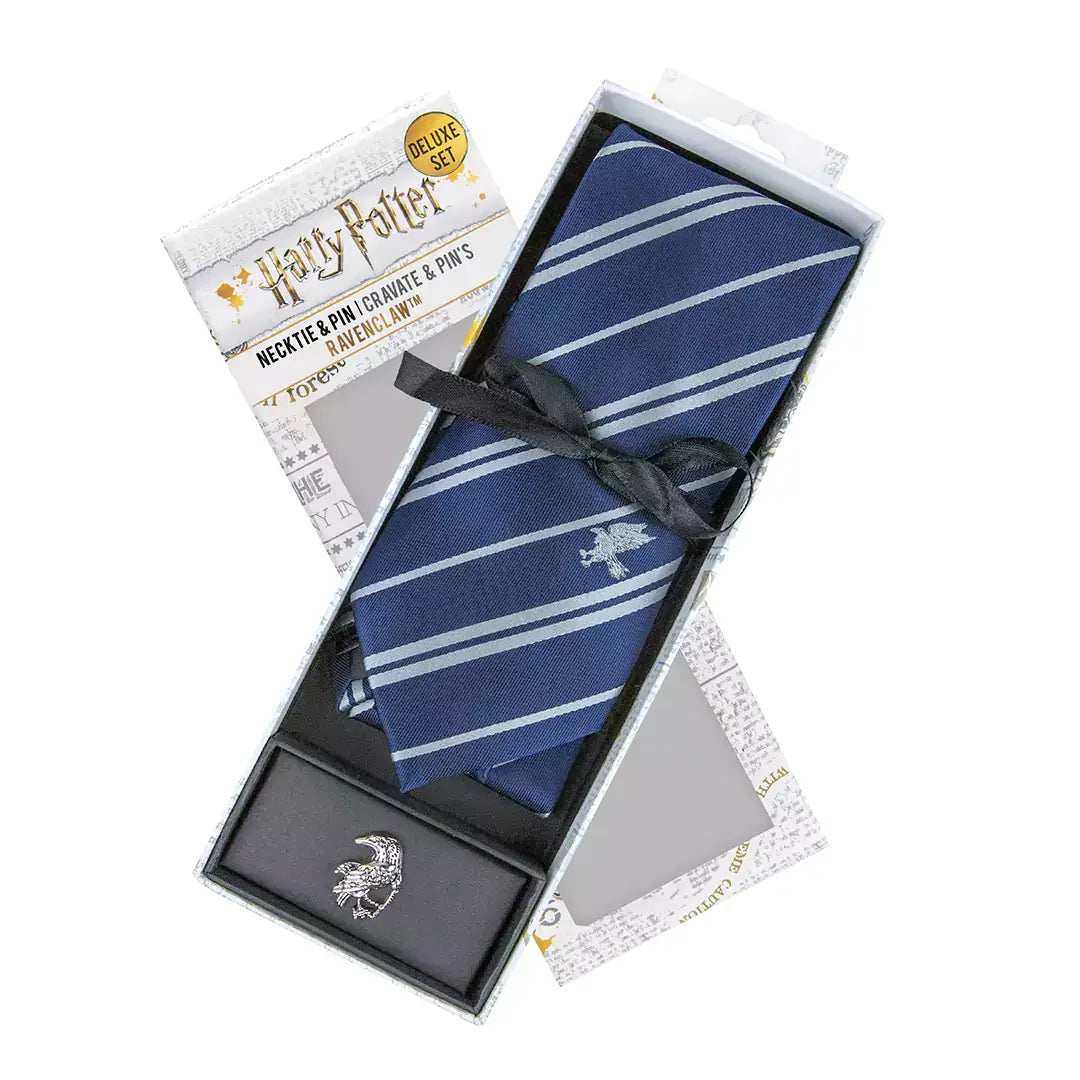 Harry Potter Tie & Metal Pin Deluxe Box Ravenclaw - Olleke Wizarding Shop Amsterdam