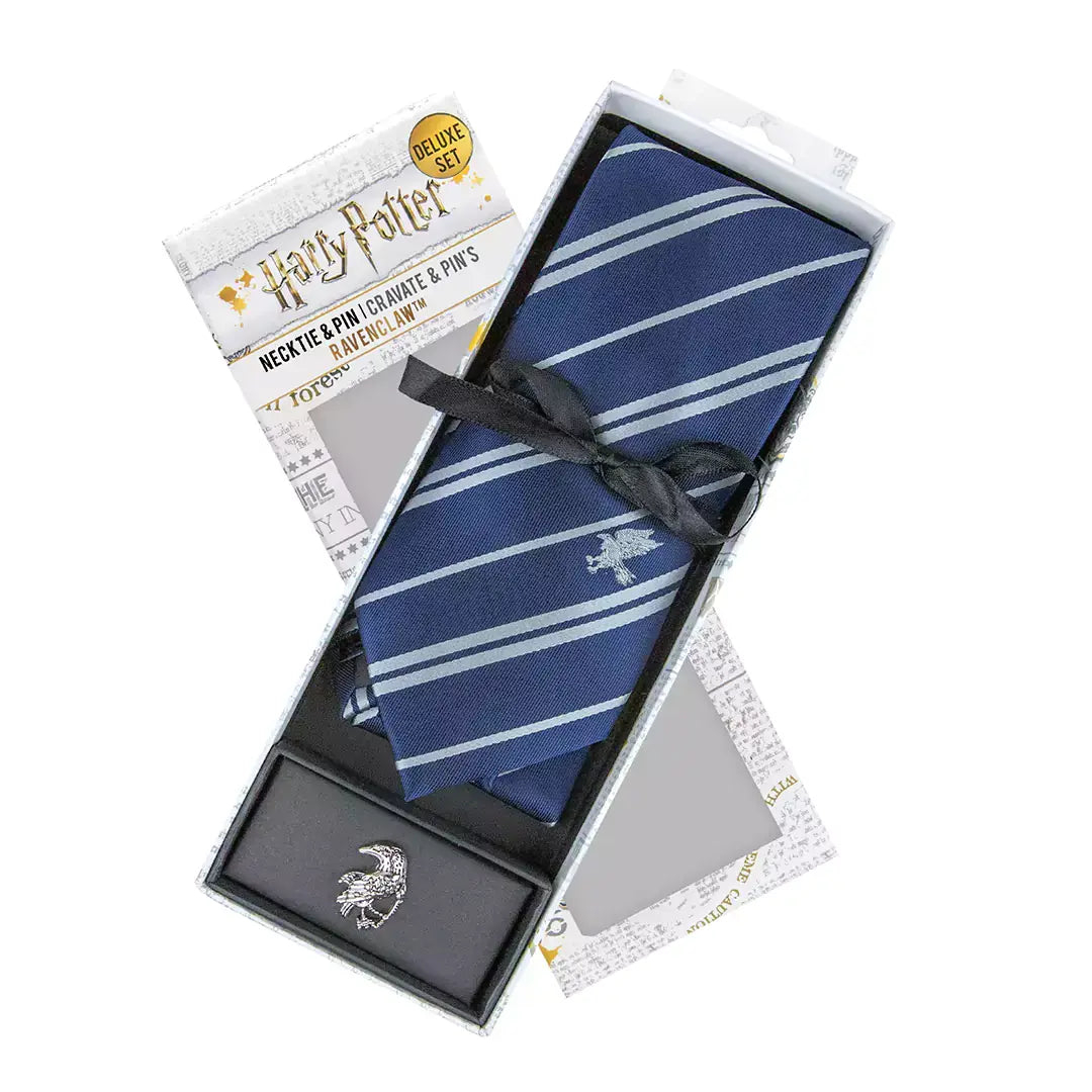 Harry Potter Tie & Metal Pin Deluxe Box Ravenclaw - Olleke Wizarding Shop Amsterdam
