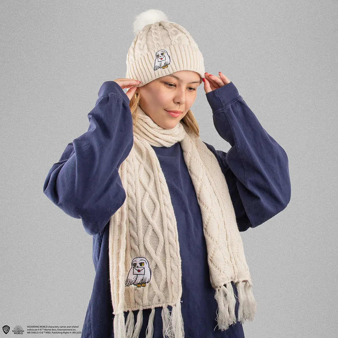 Harry Potter Set beanie and scarf Hedwig - Olleke Wizarding Shop Amsterdam