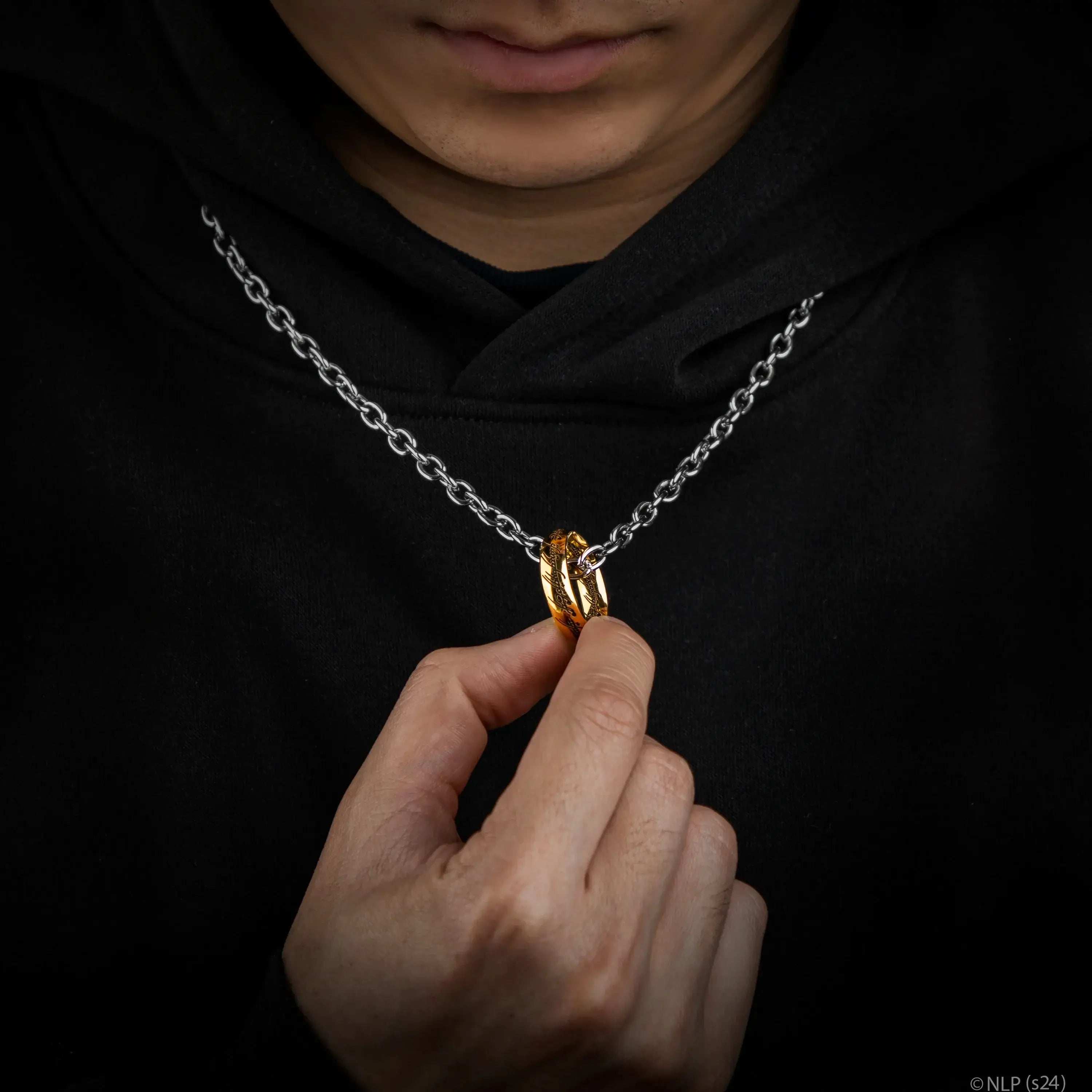 The Lord of the Rings The One Ring necklace - Olleke Wizarding Shop Amsterdam