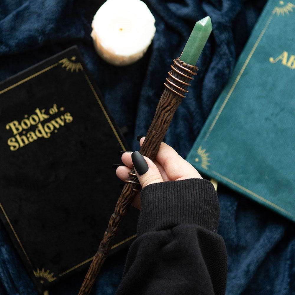 Thin Abundance Green Aventurine Crystal Wand - Olleke Wizarding Shop Amsterdam