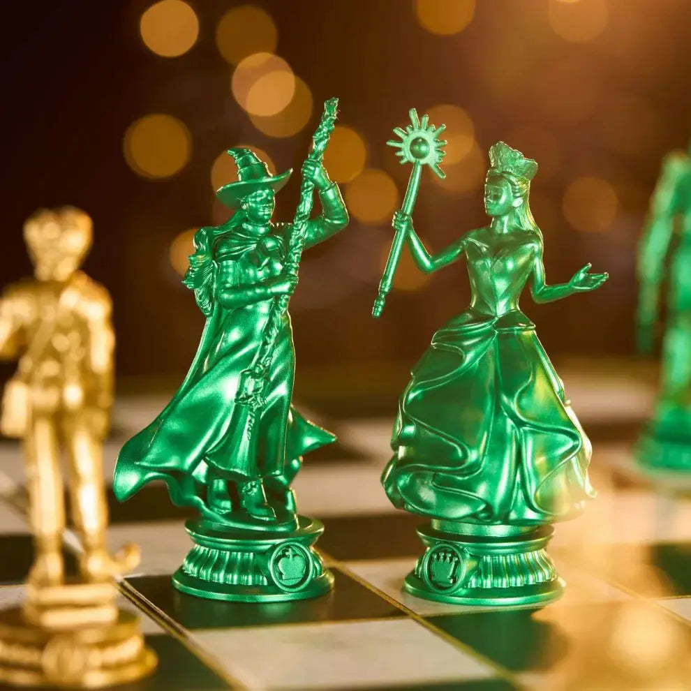 Wicked Chess Set - Olleke Wizarding Shop Amsterdam