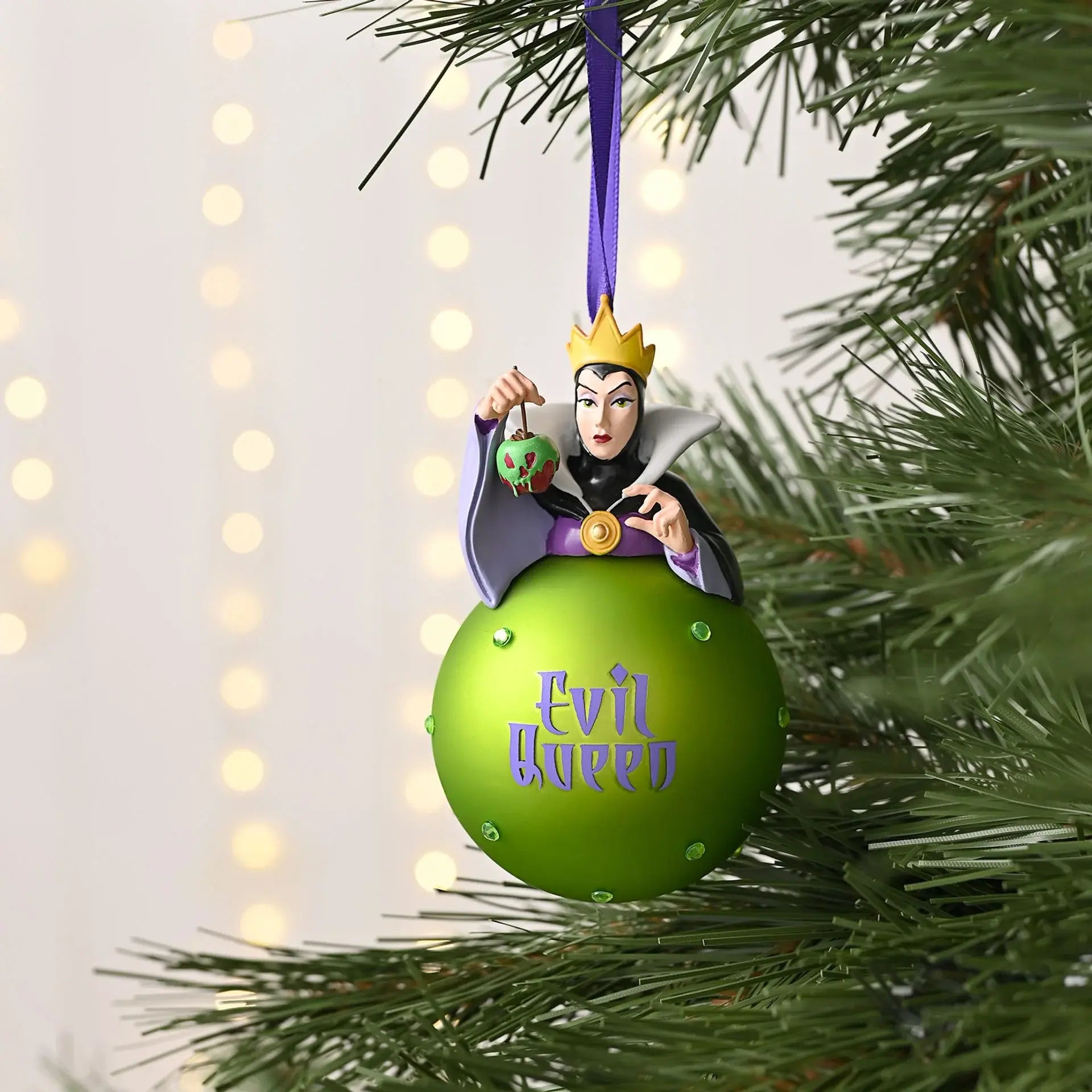 Disney Evil Queen On A Glass Bauble - Olleke Wizarding Shop Amsterdam