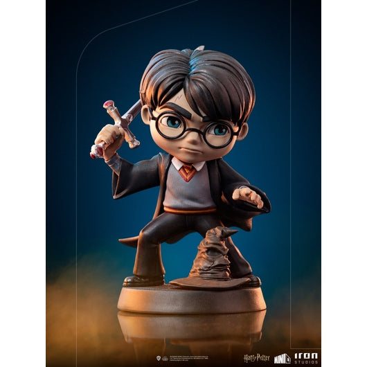 Harry Potter Figurine with Sword of Gryffindor - Olleke Wizarding Shop Amsterdam