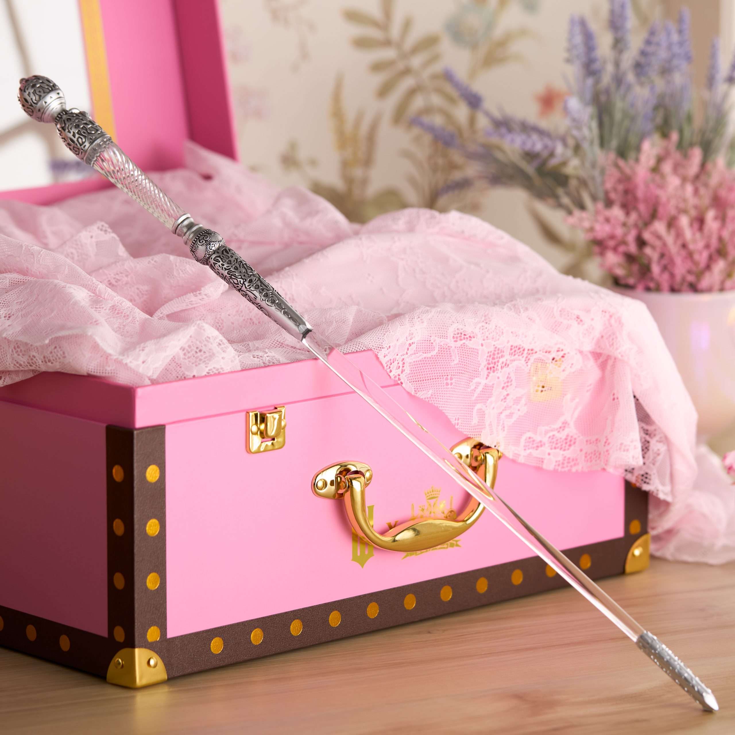 Glinda’s Training Wand Prop Replica in Collectors Box - Olleke Wizarding Shop Amsterdam