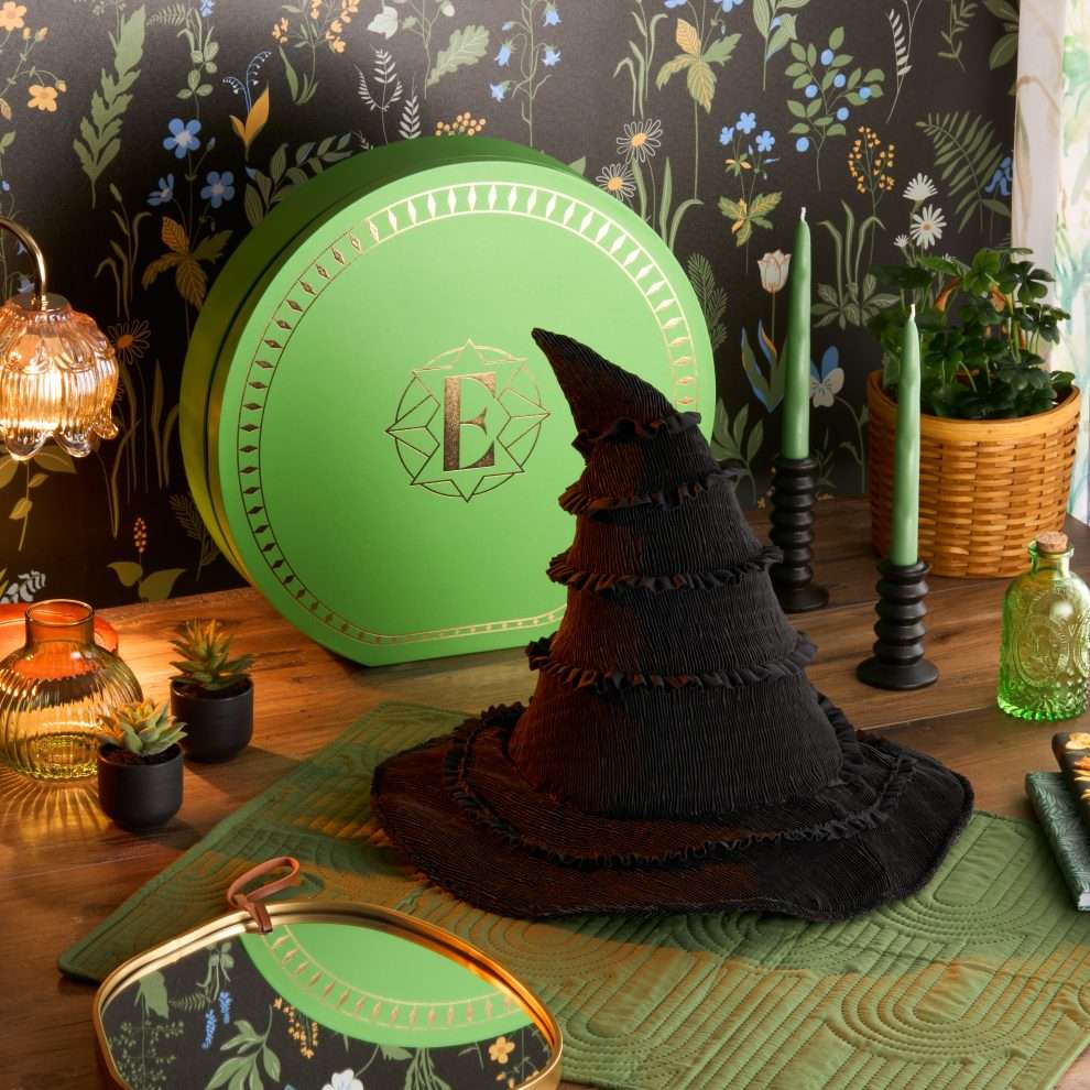 Elphaba’s Hat – Adult Collector Edition - Olleke Wizarding Shop Amsterdam