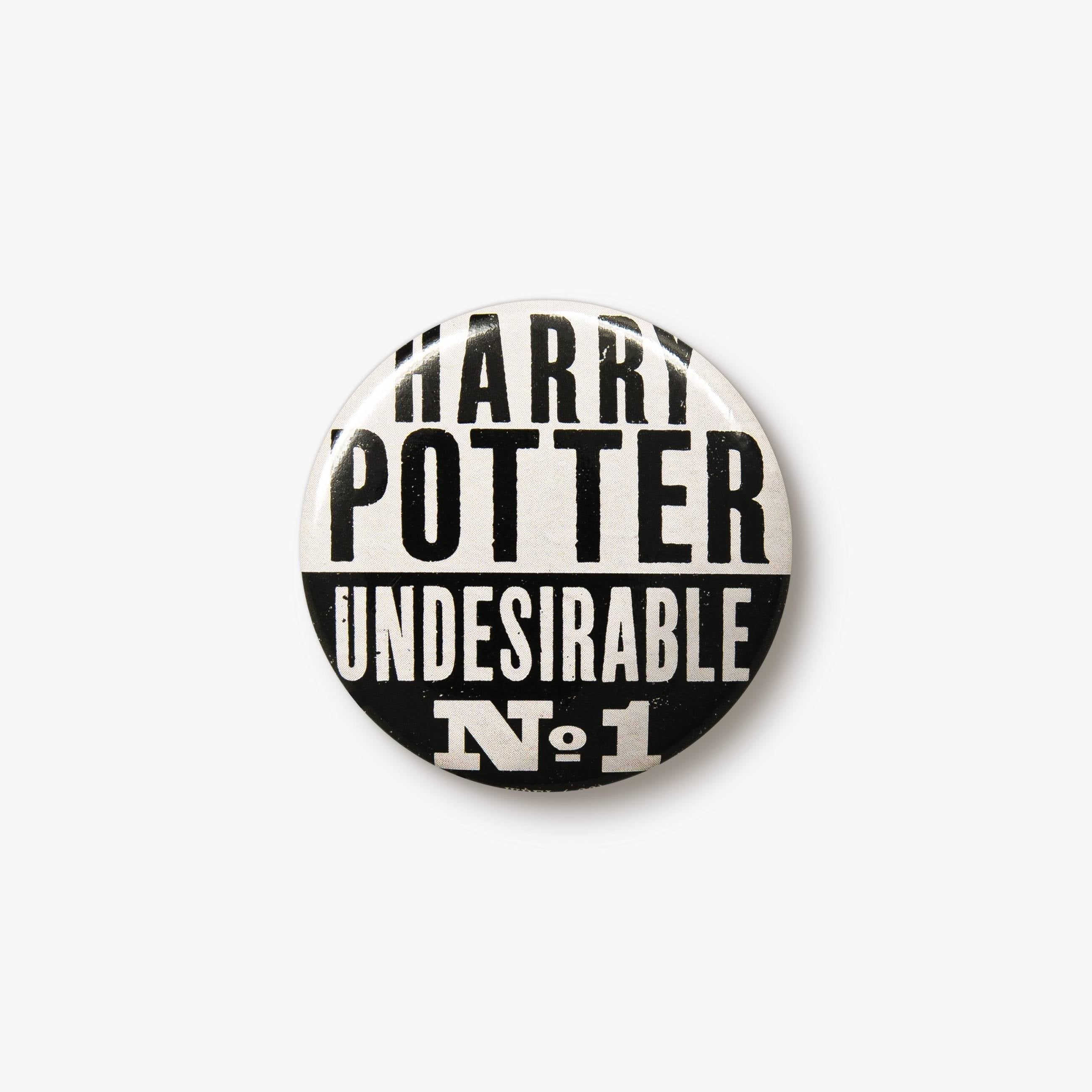 'Undesirable No.1' Button Badge - Olleke Wizarding Shop Amsterdam