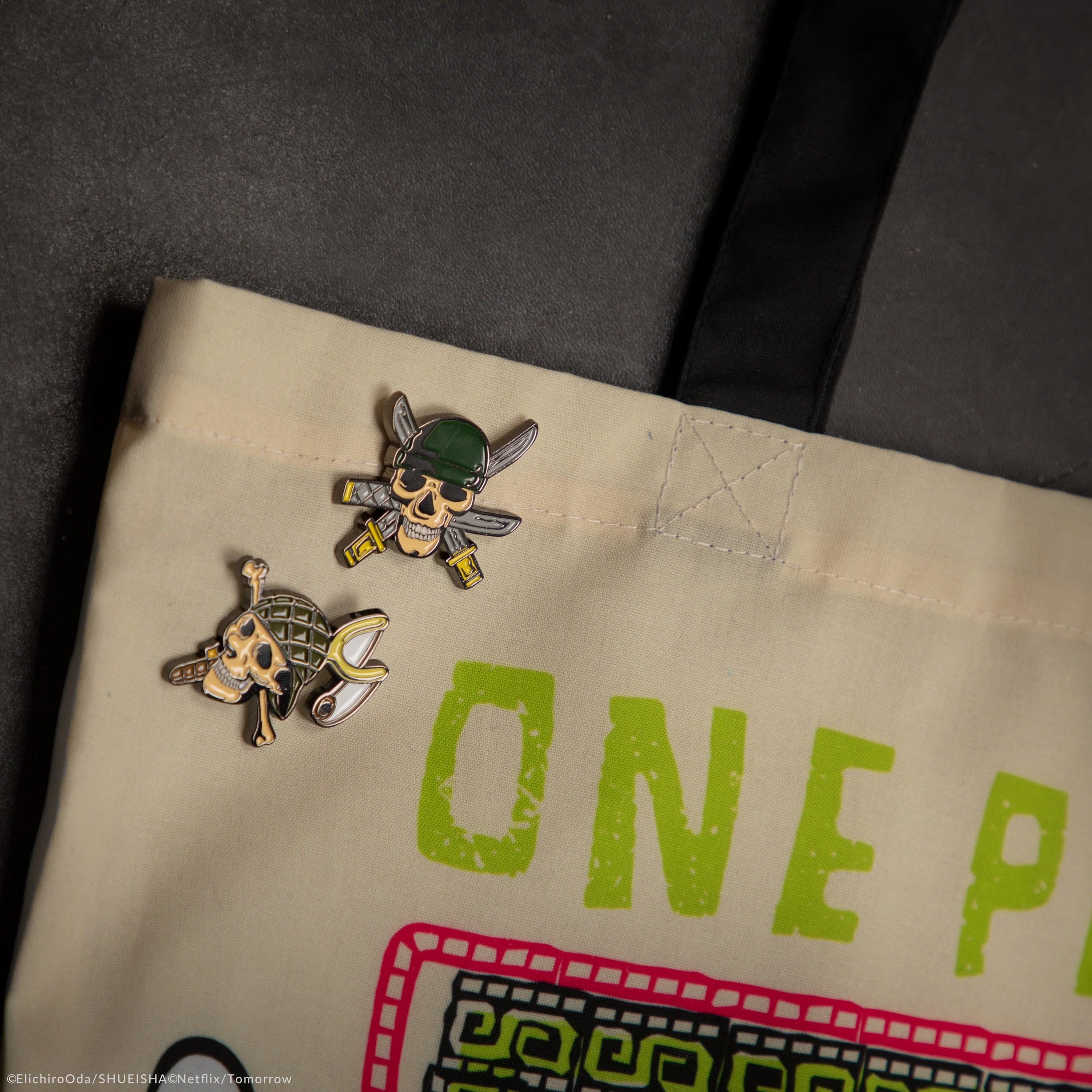 One Piece Set of 2 pin badges Zoro and Usopp - Olleke Wizarding Shop Amsterdam