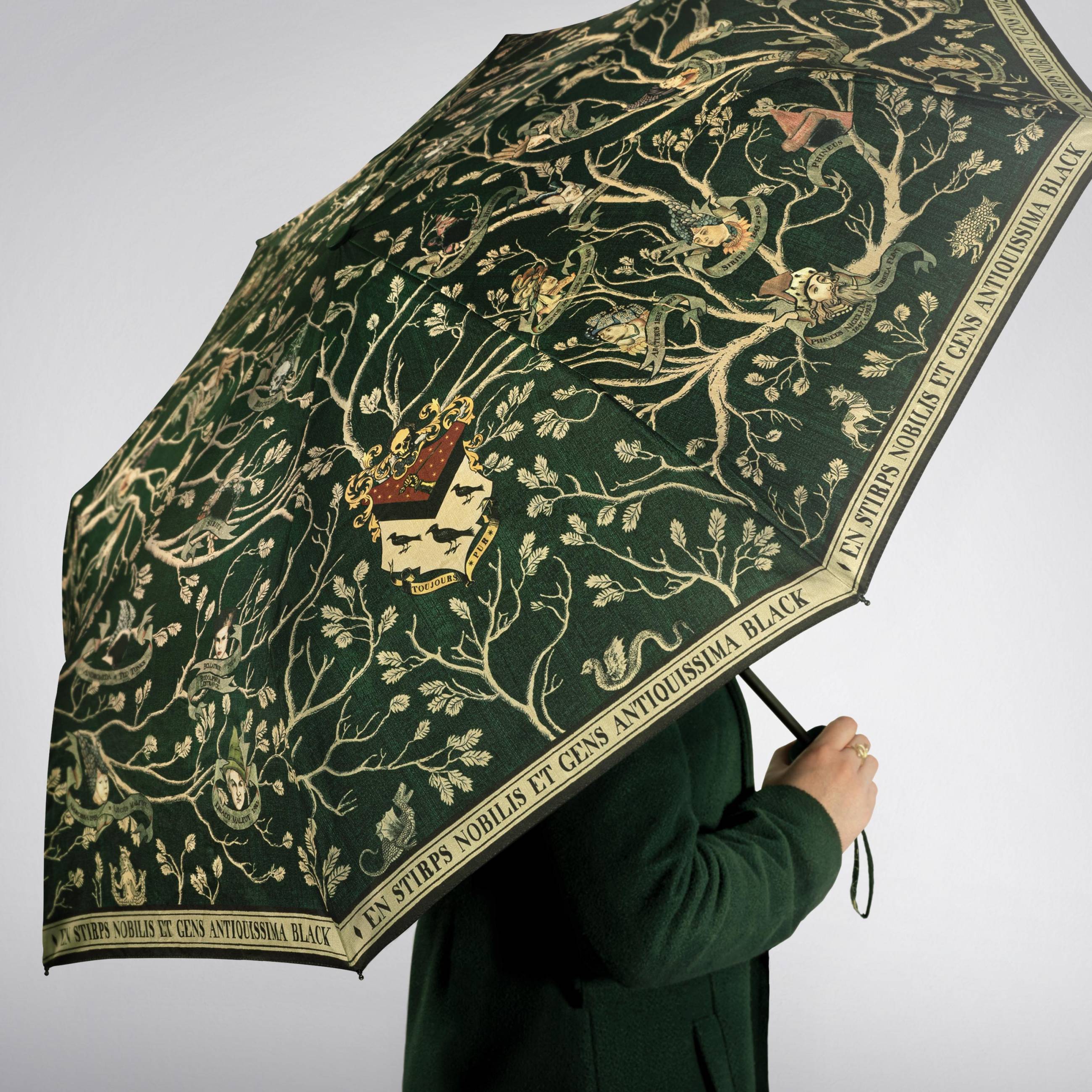 Black Family Tapestry Portable Umbrella - Olleke Wizarding Shop Amsterdam