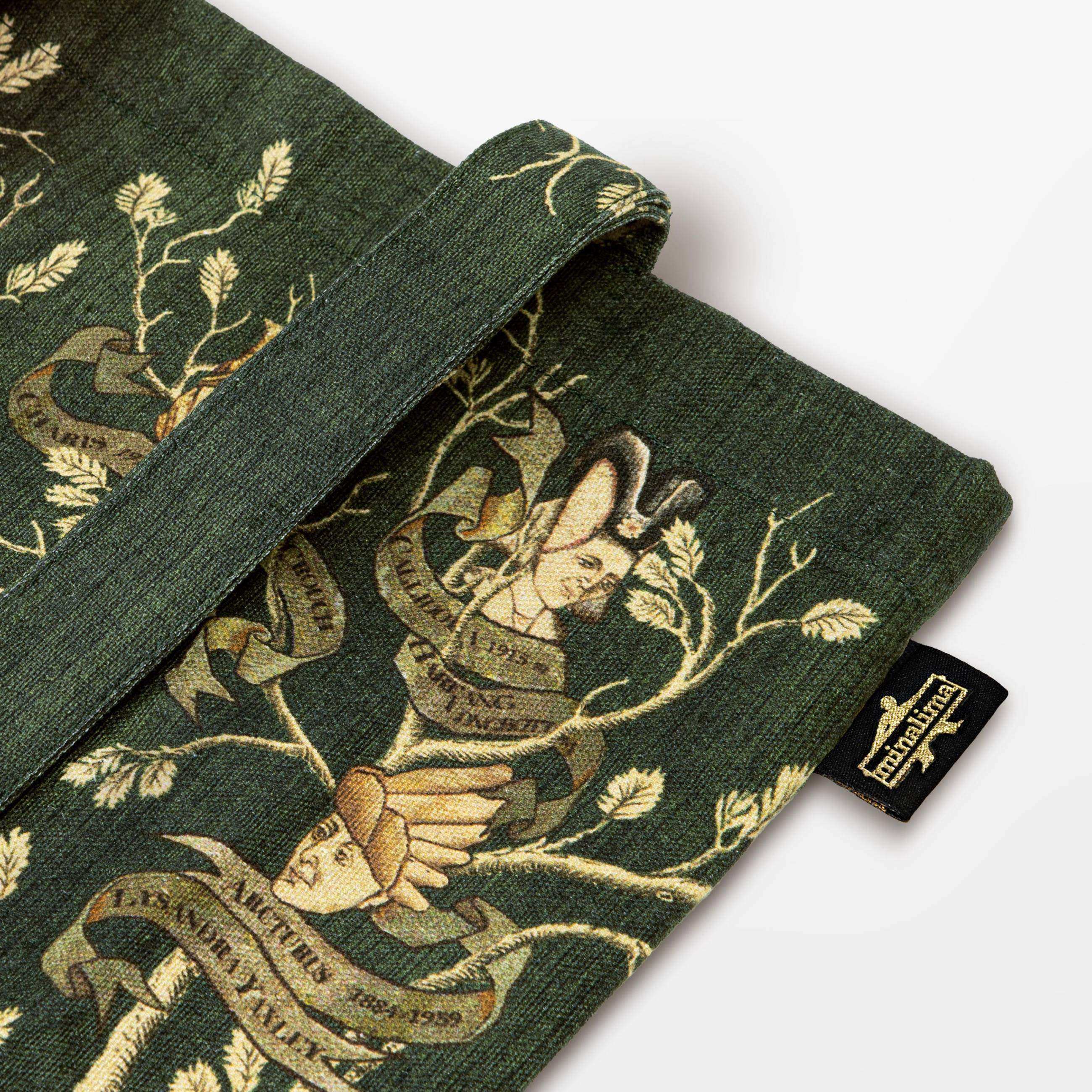 Black Family Tapestry Deluxe Tote Bag - Olleke Wizarding Shop Amsterdam
