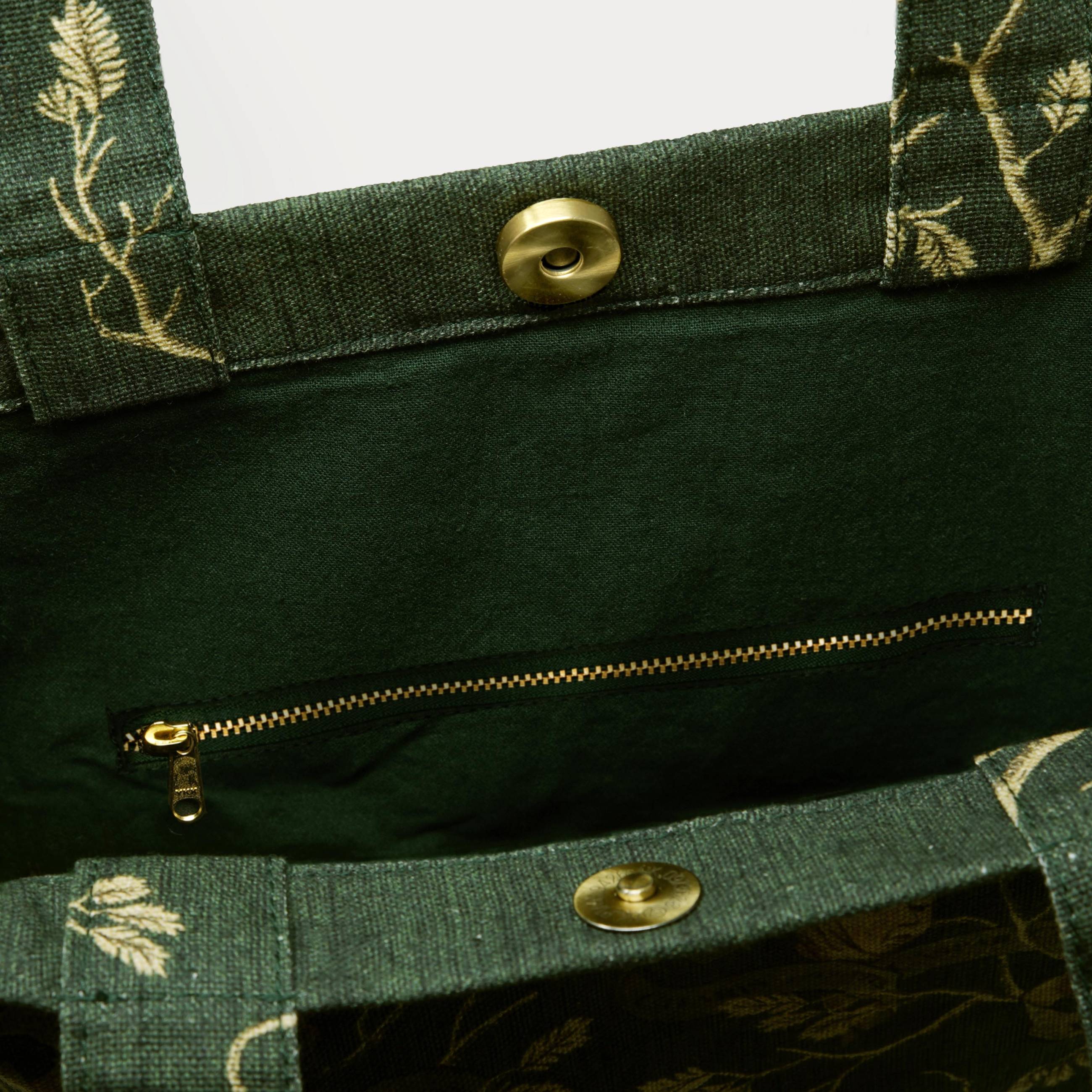 Black Family Tapestry Deluxe Tote Bag - Olleke Wizarding Shop Amsterdam