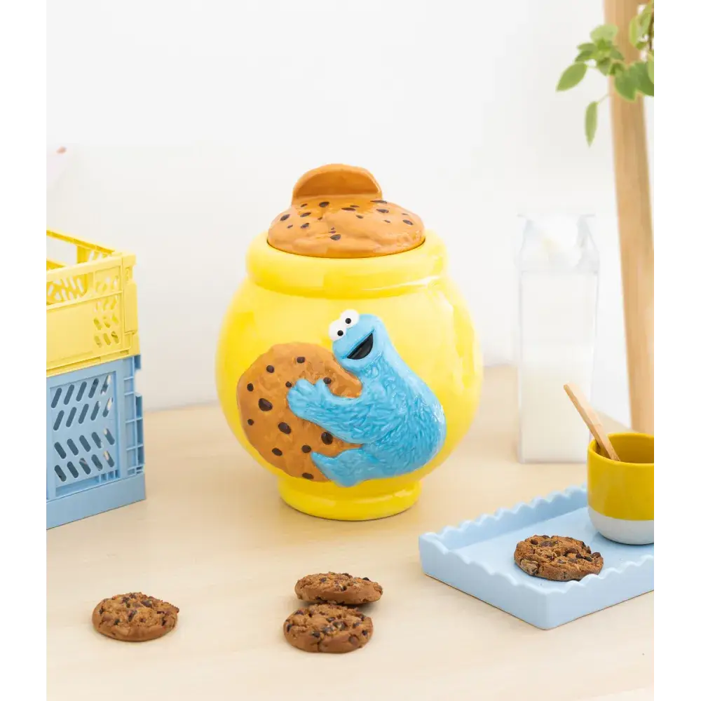 Sesame street cookie jar Cookie Monster, Olleke Wizarding Shop Amsterdam