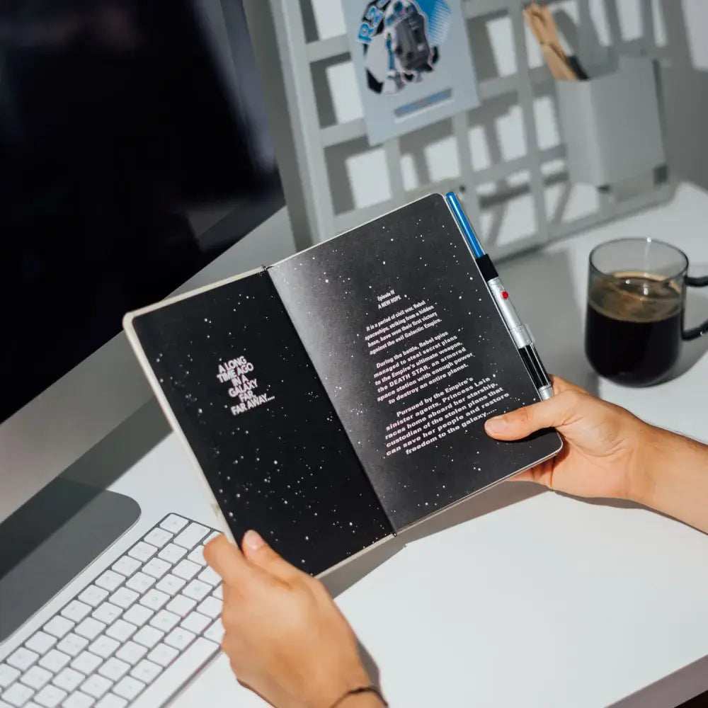 Star Wars Luke Skywalker A5 Notabook with Lightsaber Pen - Olleke Wizarding Shop Amsterdam
