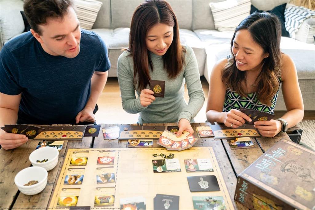 Harry Potter Deck-Building Game Hogwarts Battle Nederlands Dutch edition - Olleke Wizarding Shop Amsterdam