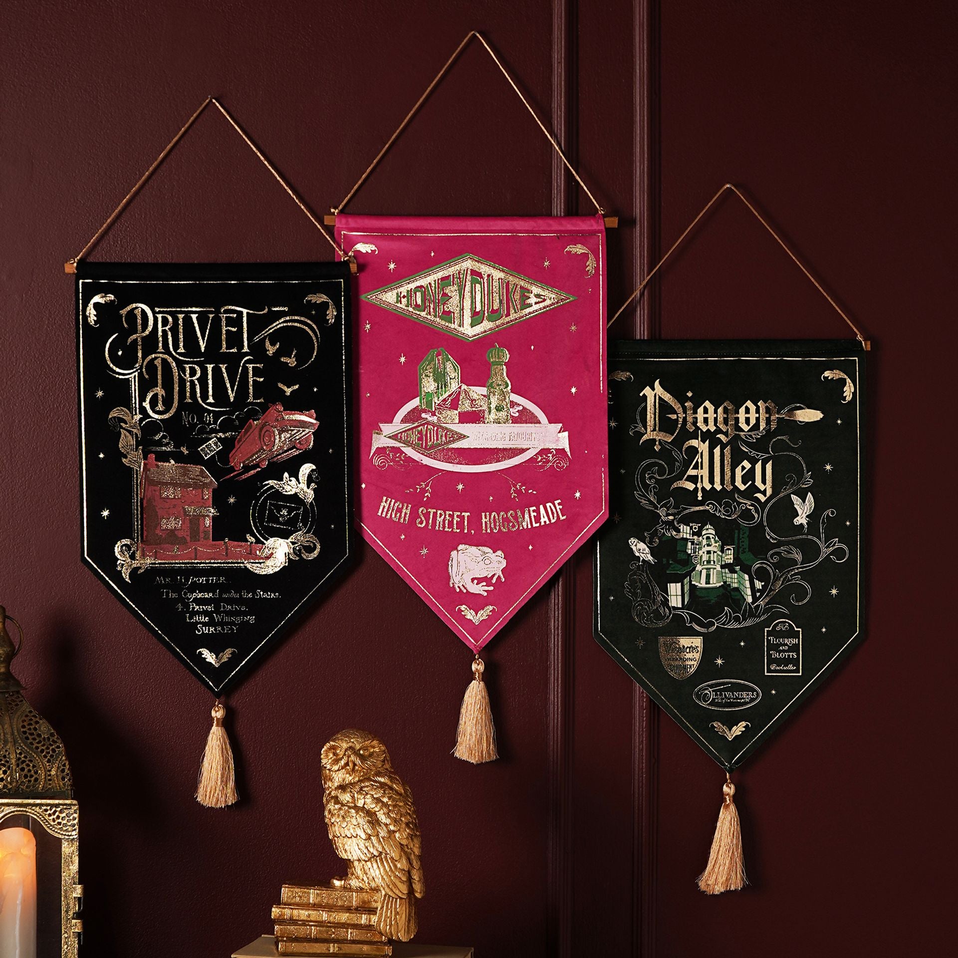 Harry Potter Alumni Banner - Diagon Alley - Olleke Wizarding Shop Amsterdam