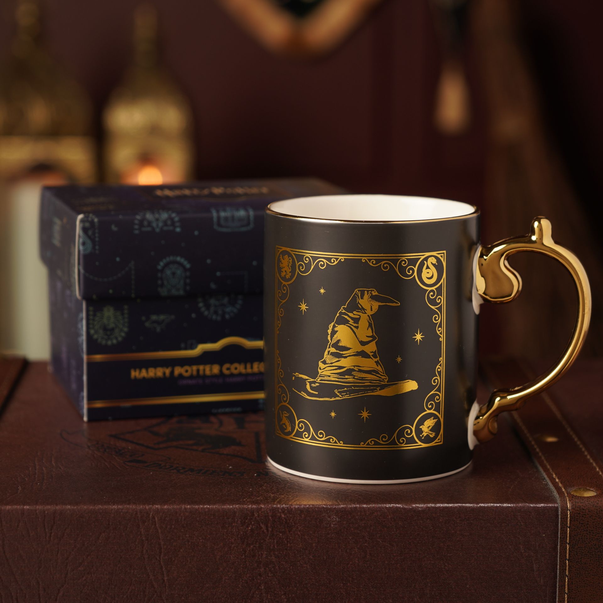 Harry Potter Alumni Collectable Mug - Sorting Hat - Olleke Wizarding Shop Amsterdam