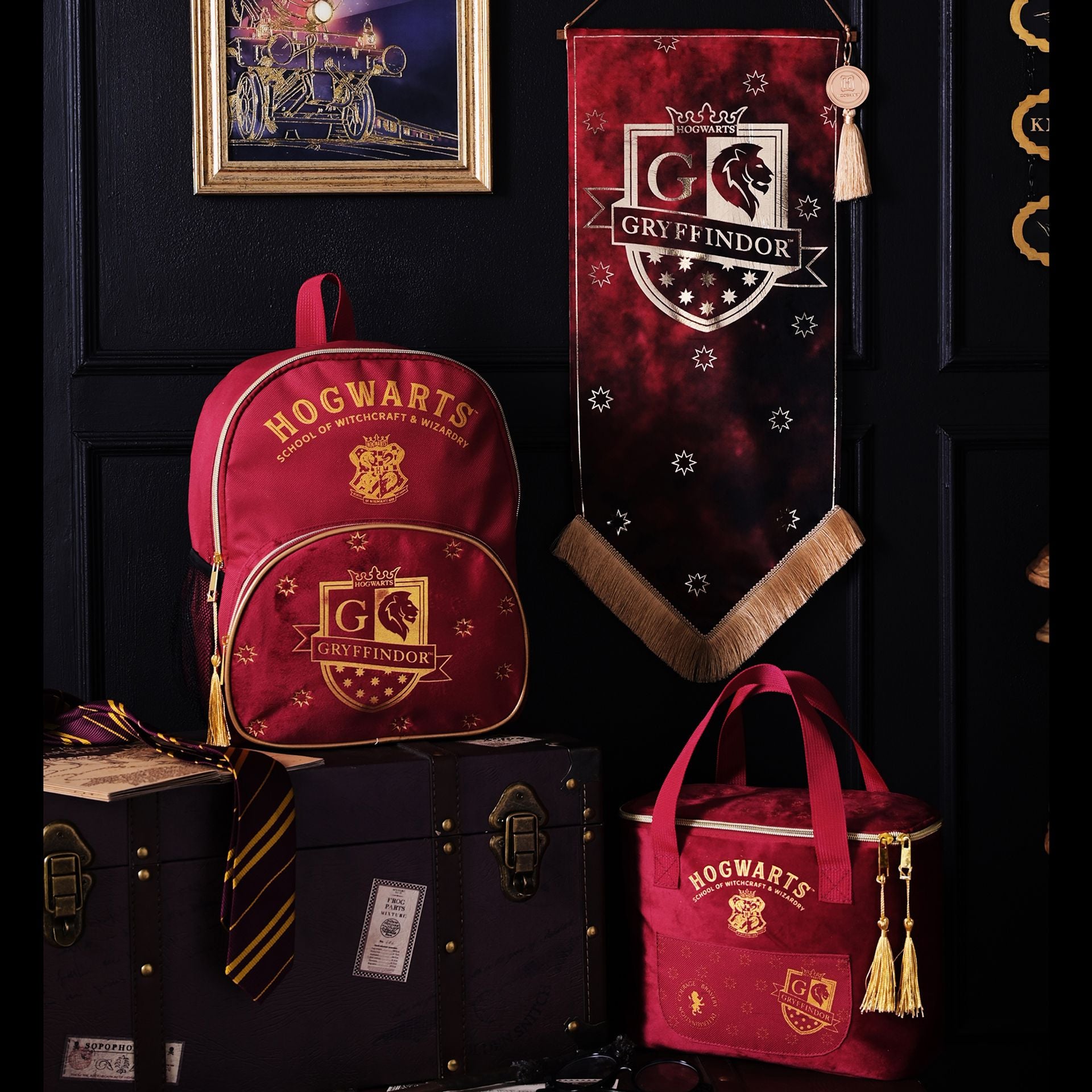 Harry Potter Alumni Hanging Banner Gryffindor - Olleke Wizarding Shop Amsterdam