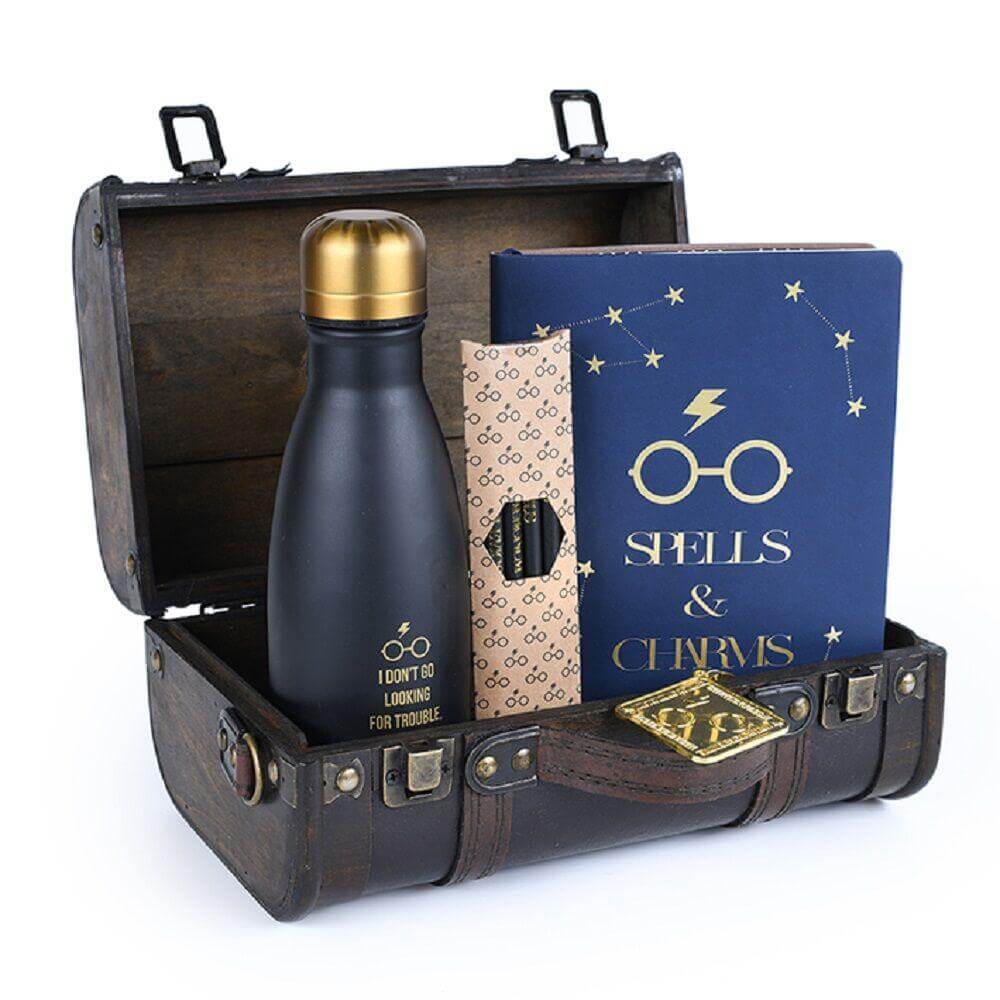 Harry Potter Trunk - Trouble Finds Me Gift Set - Olleke Wizarding Shop Amsterdam Brugge London