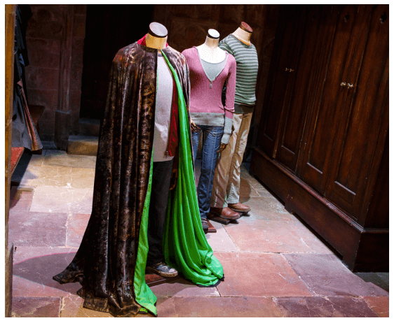 Harry Potter Invisibility Cloak - Olleke Wizarding Shop Amsterdam Brugge London