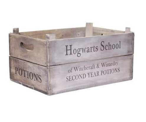 Hogwarts School Wooden crate - Olleke Wizarding Shop Amsterdam Brugge London