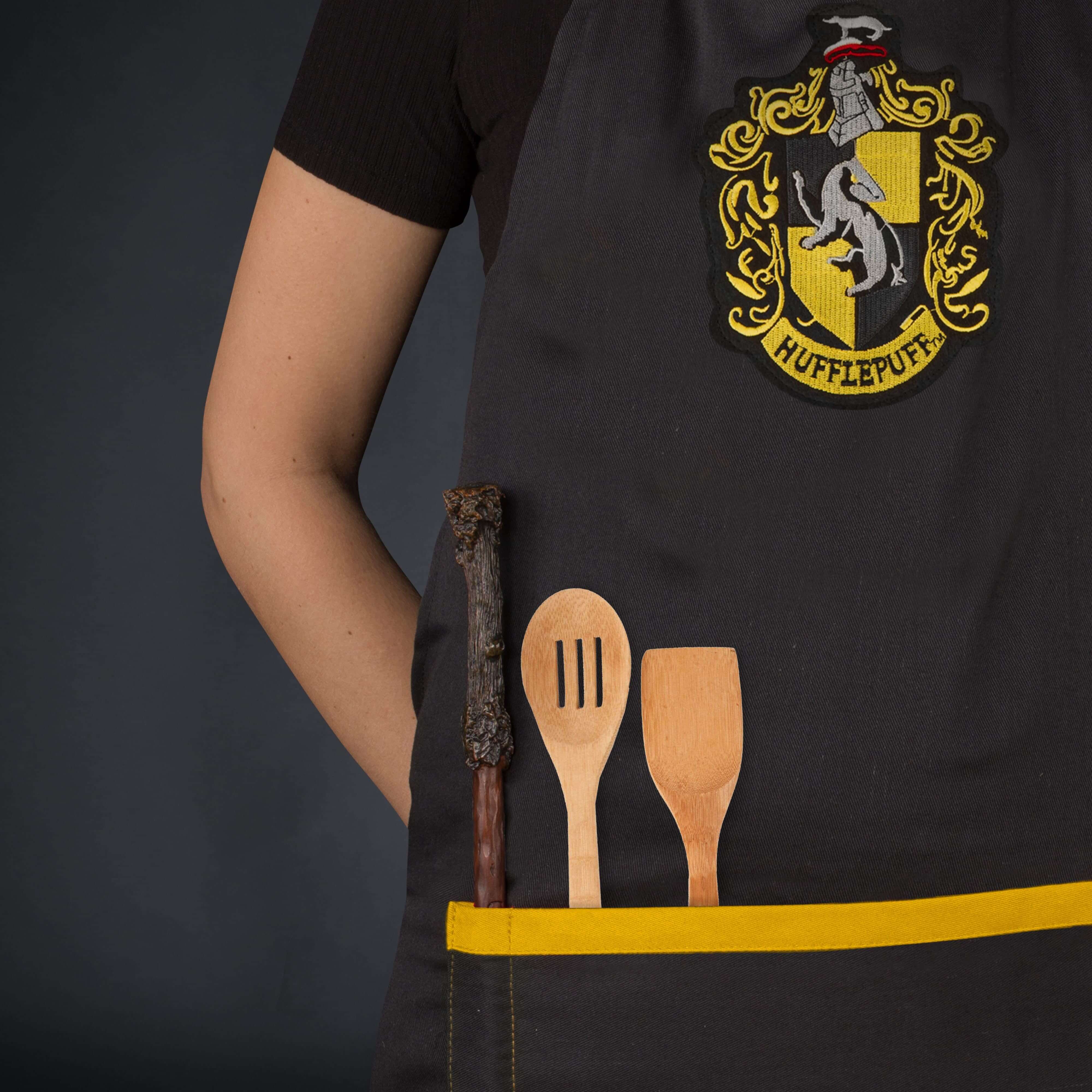 Hufflepuff Apron - Olleke Wizarding Shop Amsterdam Brugge London