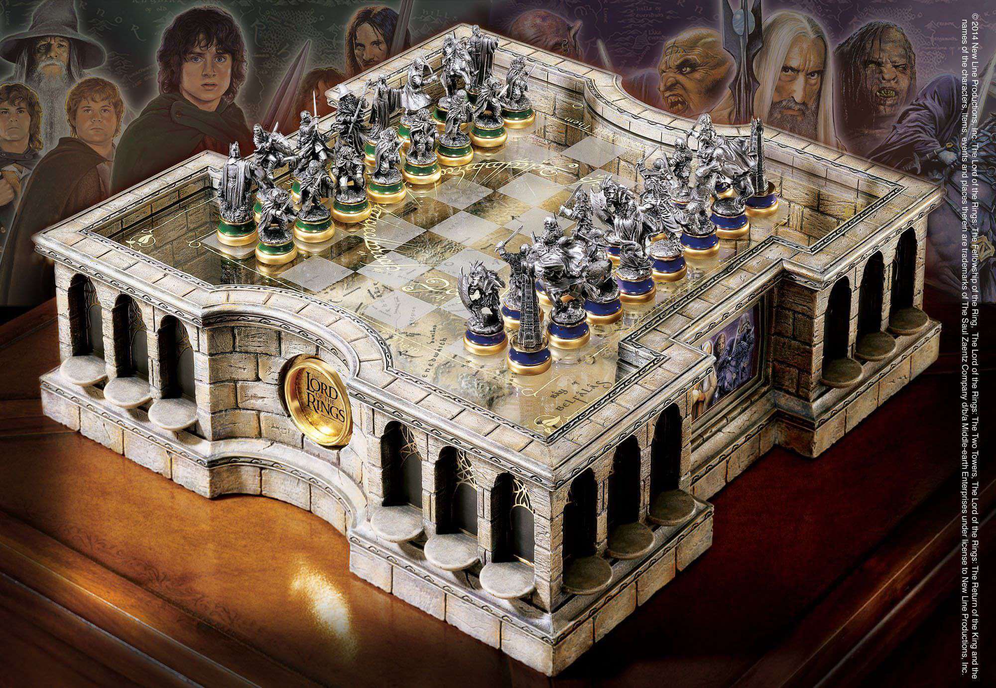 Lord of the Rings Chess Set - Olleke Wizarding Shop Amsterdam Brugge London