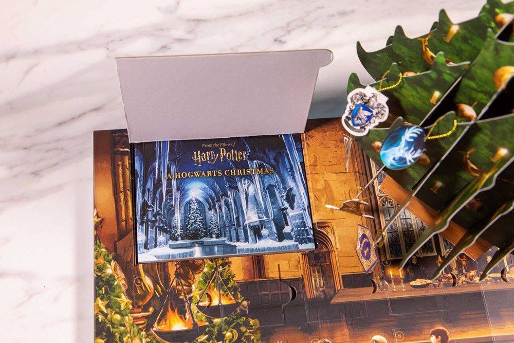 Harry Potter: A Hogwarts Christmas Advent Pop-Up - Olleke Wizarding Shop Amsterdam Brugge London