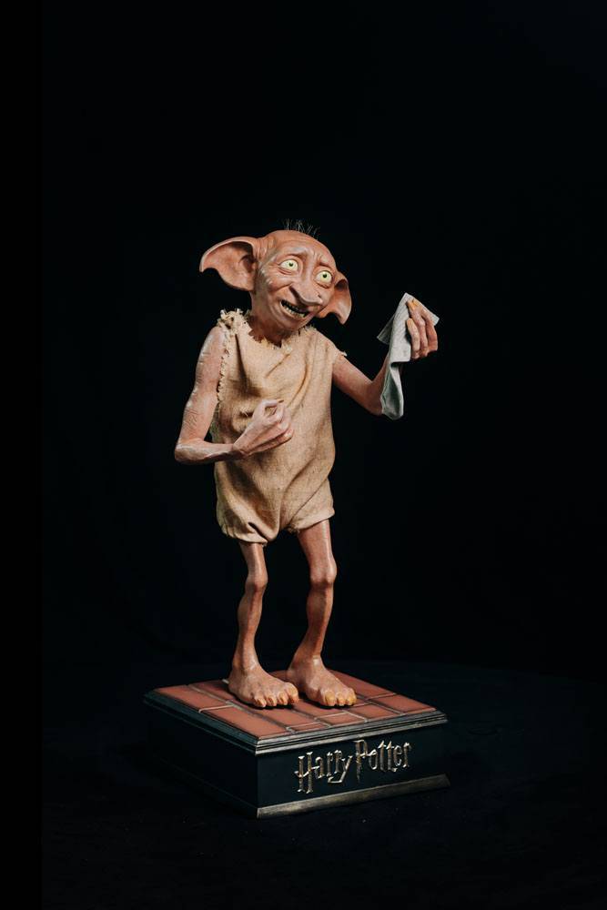 Harry Potter Life-Size Statue Dobby - Olleke Wizarding Shop Amsterdam Brugge London