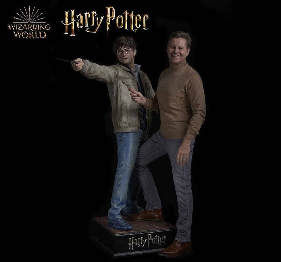 Harry Potter and the Deathly Hallows Life-Size Statue Harry Potter - Olleke Wizarding Shop Amsterdam Brugge London