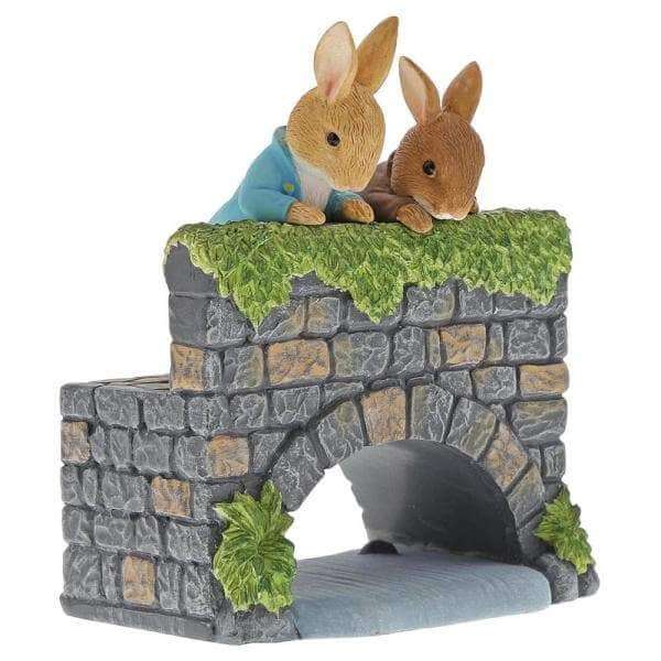 Peter & Benjamin Bunny on the Bridge Figurine - Olleke Wizarding Shop Amsterdam Brugge London