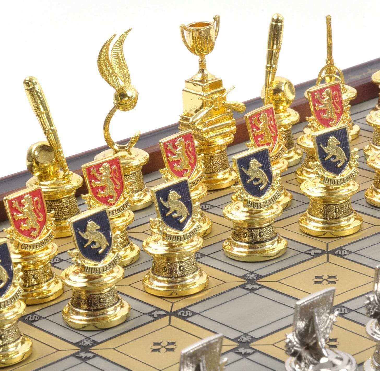 Quidditch Chess Set Silver & Gold Plated - Olleke Wizarding Shop Amsterdam Brugge London