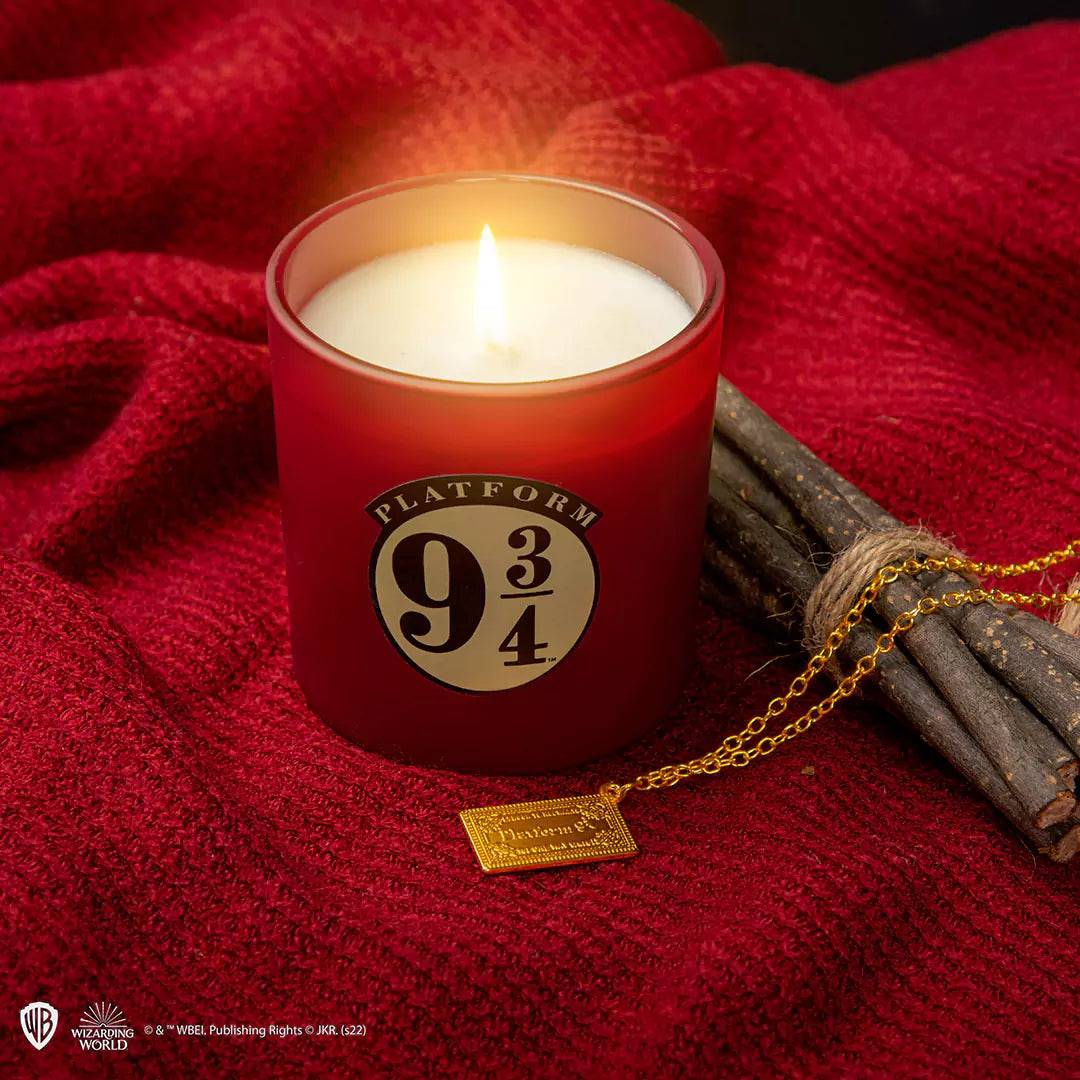 Harry Potter Platform 9 3/4 candle with Hogwarts Express ticket necklace - Olleke Wizarding Shop Amsterdam Brugge London