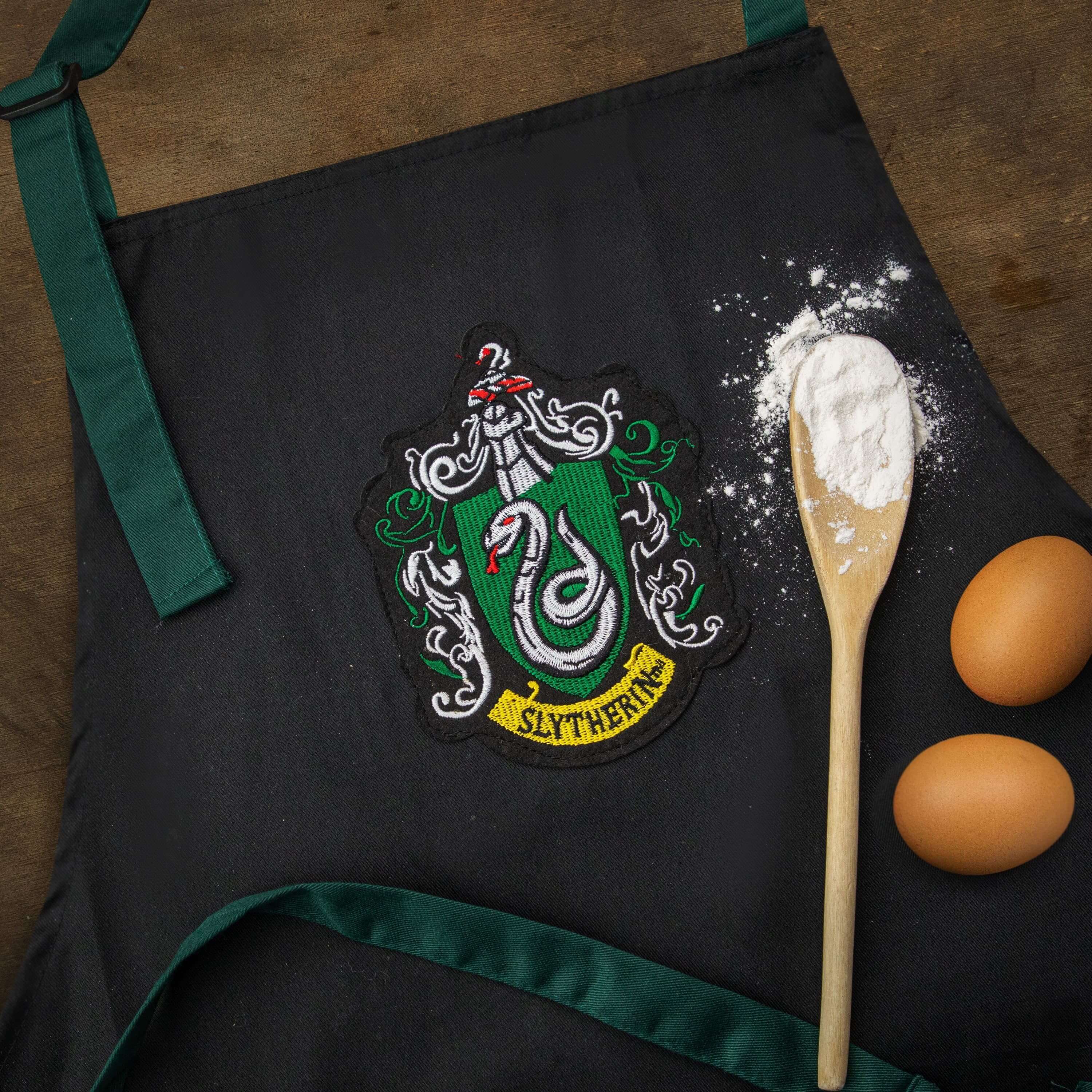 Slytherin Apron - Olleke Wizarding Shop Amsterdam Brugge London