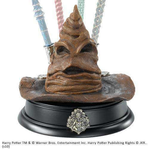 Sorting Hat Pen Display - Olleke Wizarding Shop Amsterdam Brugge London