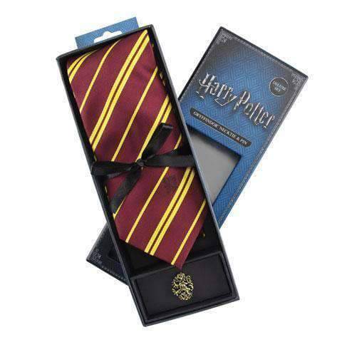 Harry Potter Tie & Metal Pin Deluxe Box Gryffindor - Olleke Wizarding Shop Amsterdam Brugge London