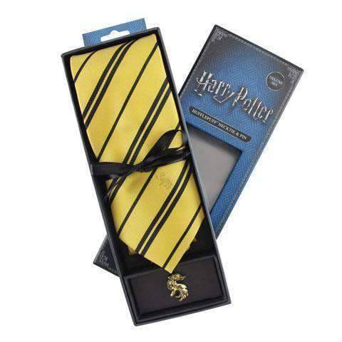 Harry Potter Tie & Metal Pin Deluxe Box Hufflepuff - Olleke Wizarding Shop Amsterdam Brugge London