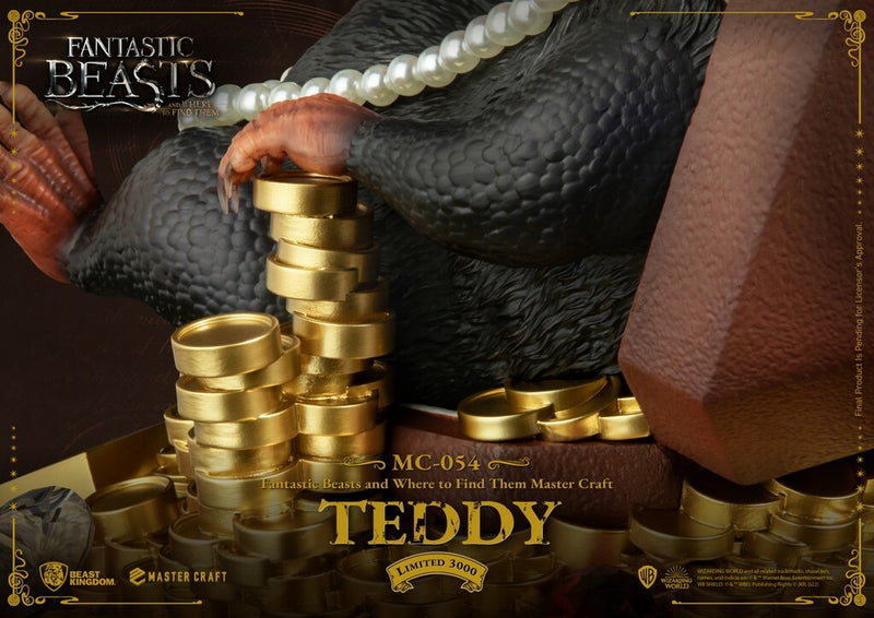 Fantastic Beasts Master Craft Teddy Statue