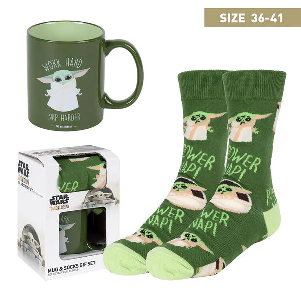 Star Wars Baby Yoda mug and socks set The Mandalorian