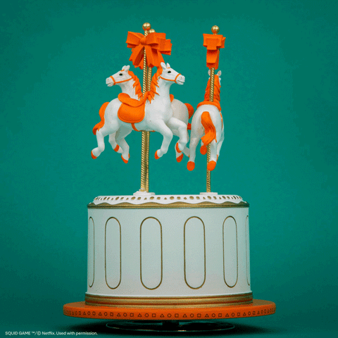 Squid Game Carousel music box - Olleke Wizarding Shop Amsterdam