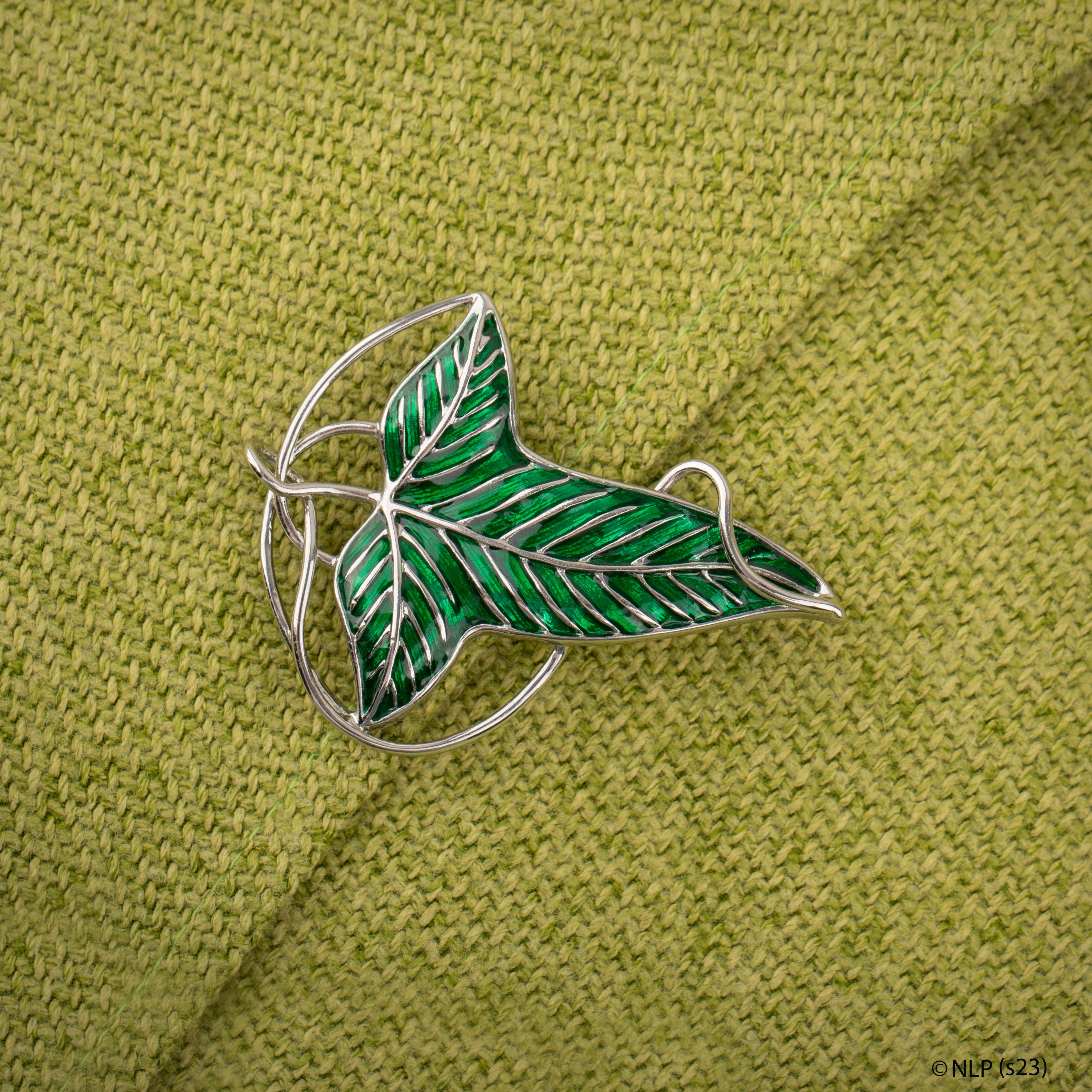 The Lord of the Rings Elven leaf brooch