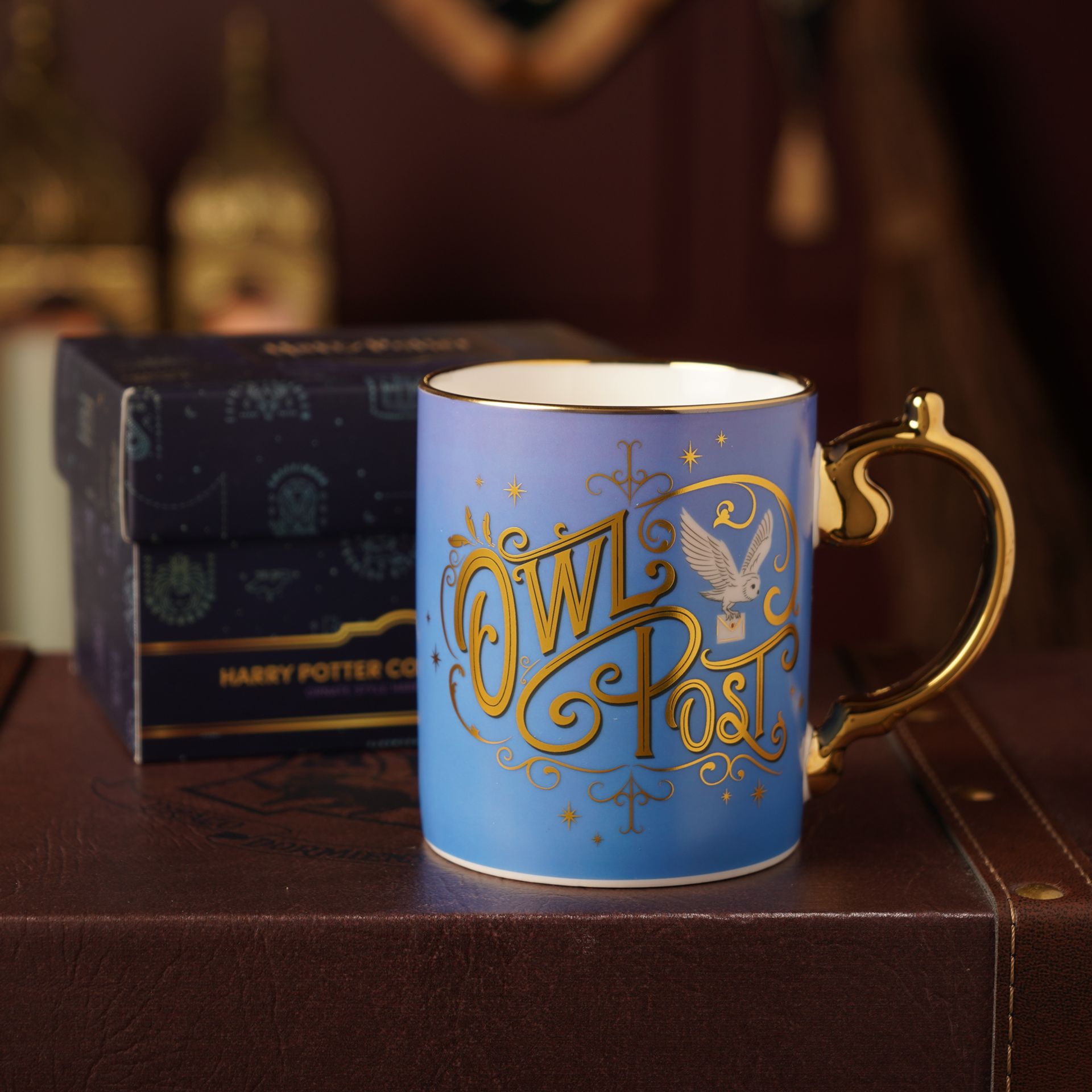 Harry Potter Alumni Collectable Mug - Owl Post - Olleke Wizarding Shop Amsterdam