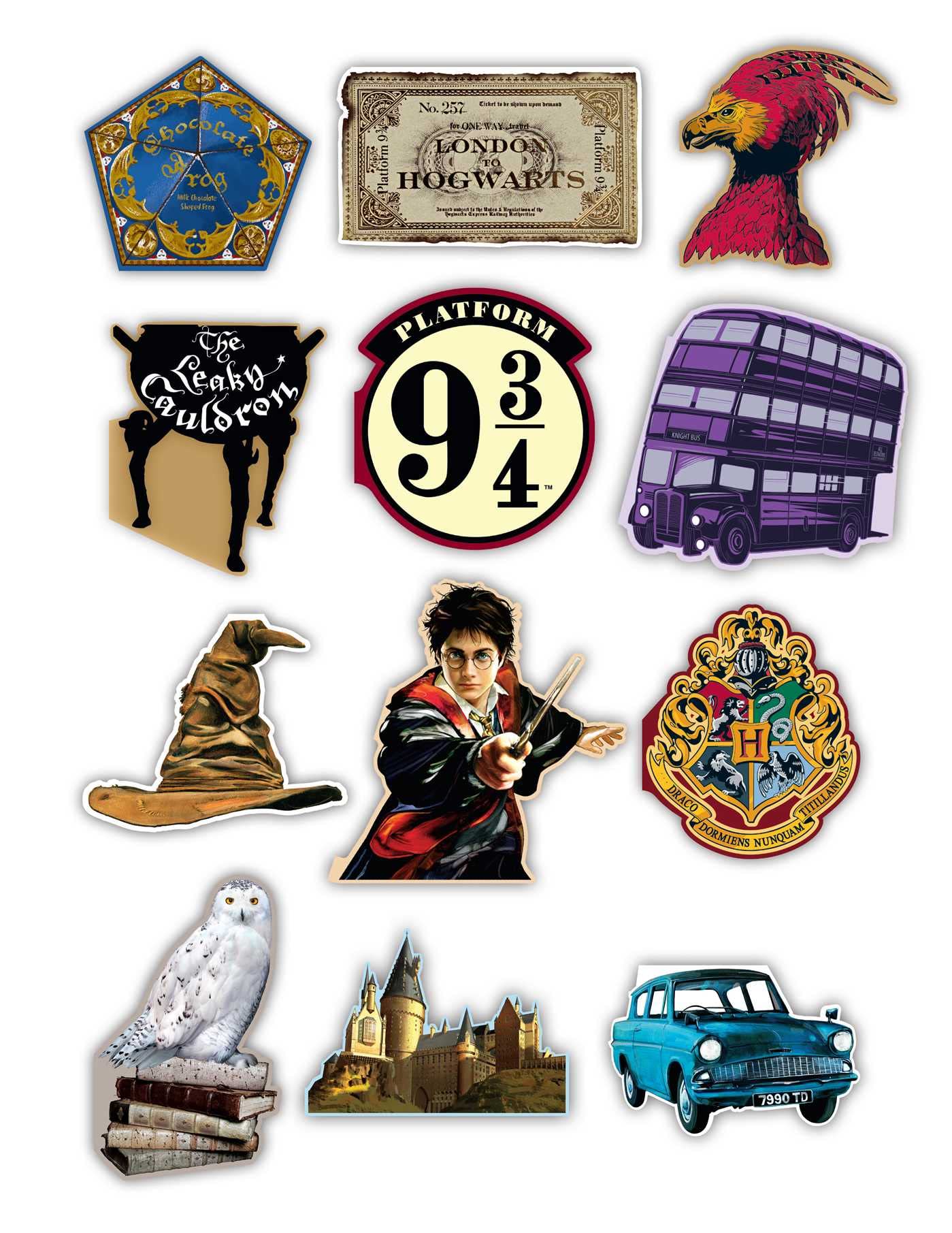 Cartes découpées dans une boîte Harry Potter