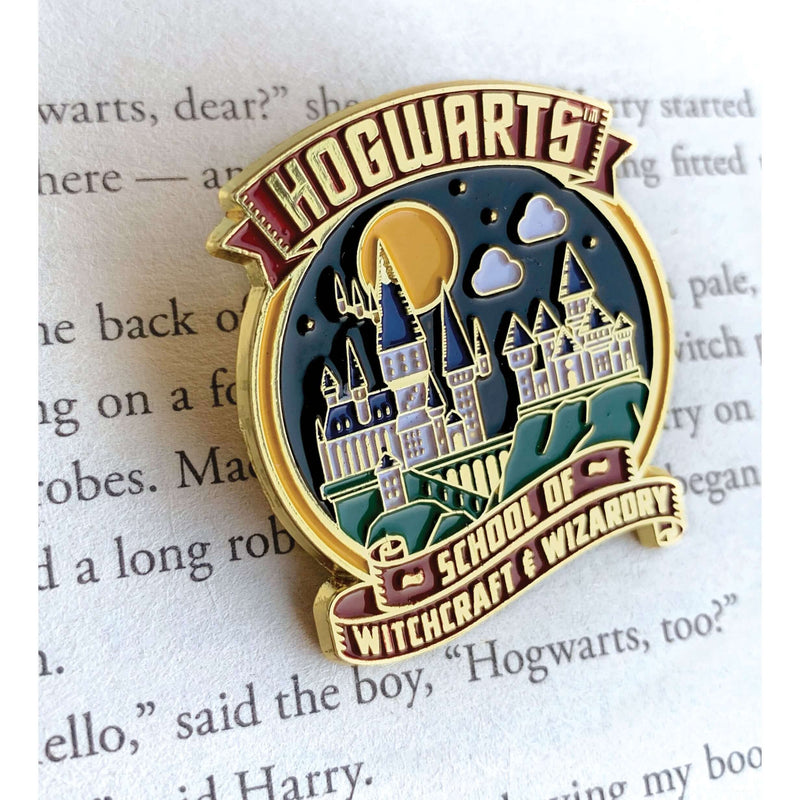 Harry Potter Hogwarts Enamel Pin - Olleke Wizarding Shop Brugge London Maastricht