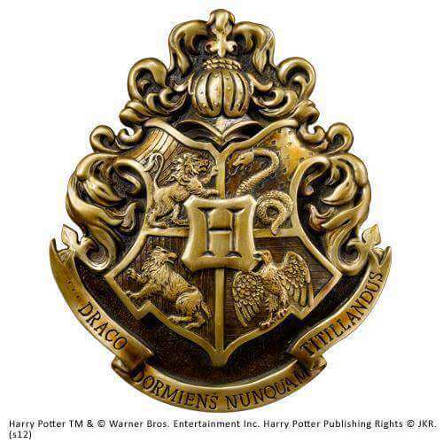 Hogwarts Crest Wall Art - Olleke | Disney and Harry Potter Merchandise shop